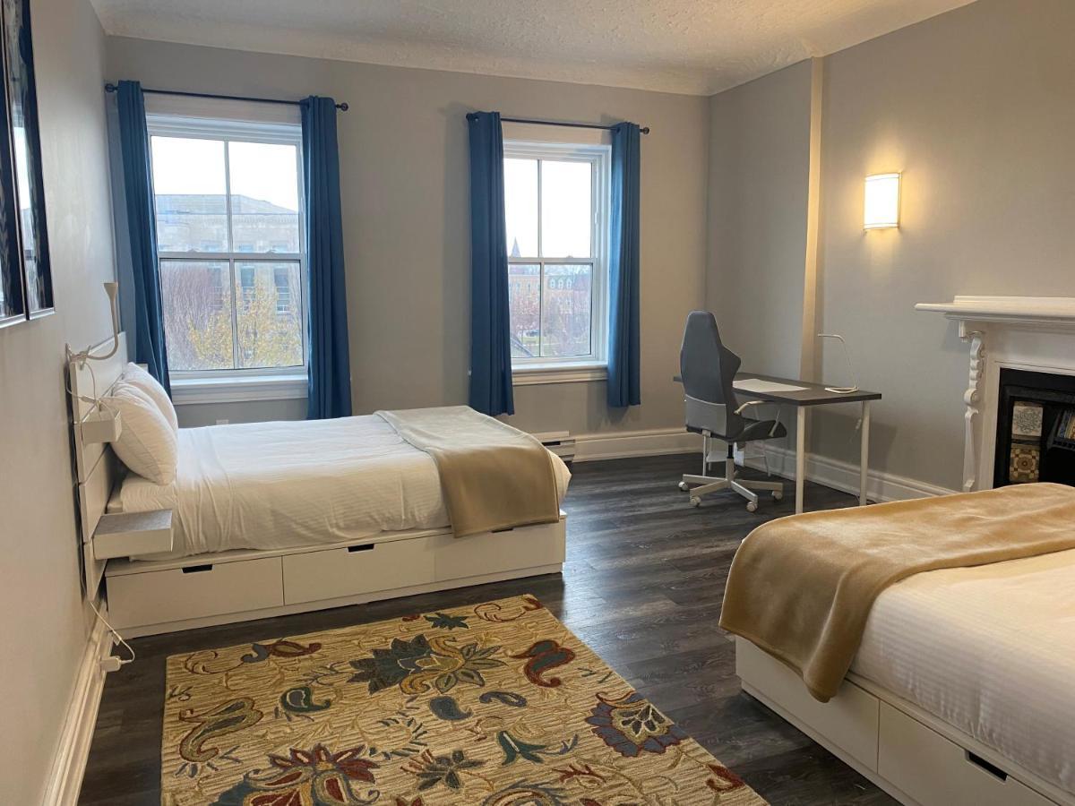 Hotel Bedford Goderich Bagian luar foto